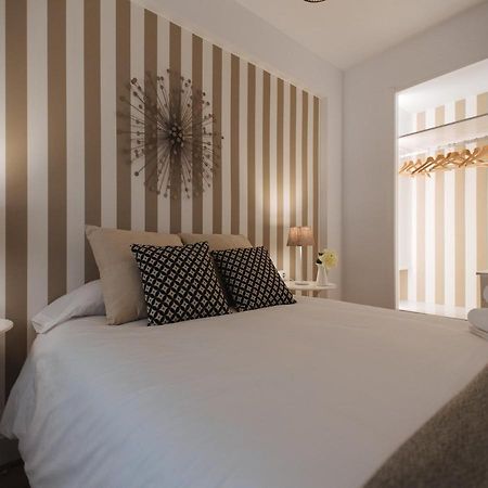 Azahares Suite Apartment Séville Extérieur photo