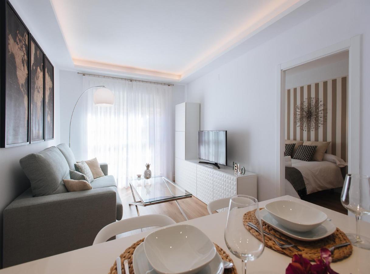 Azahares Suite Apartment Séville Extérieur photo